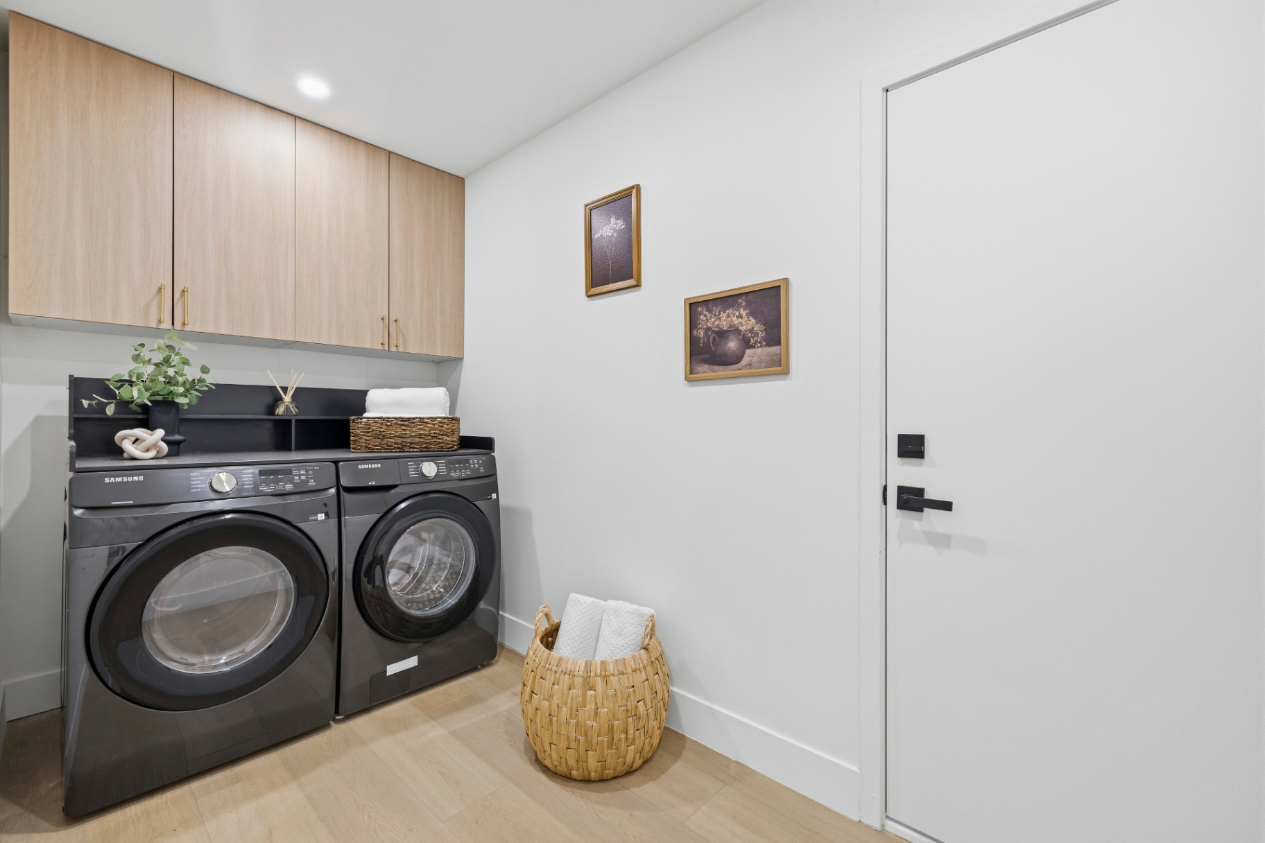 Indoor laundry room